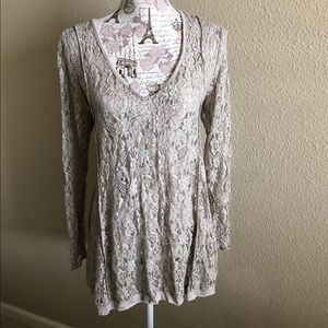A’reve Ivory Lace Romantic Floral High Low Top E